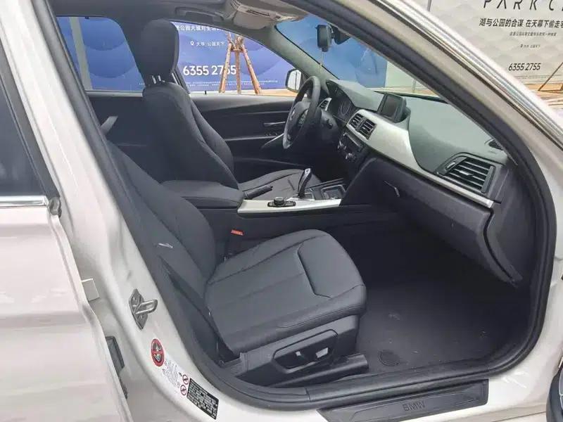 2014 BMW 3 Series 320i M Fashion — миниатюра 9