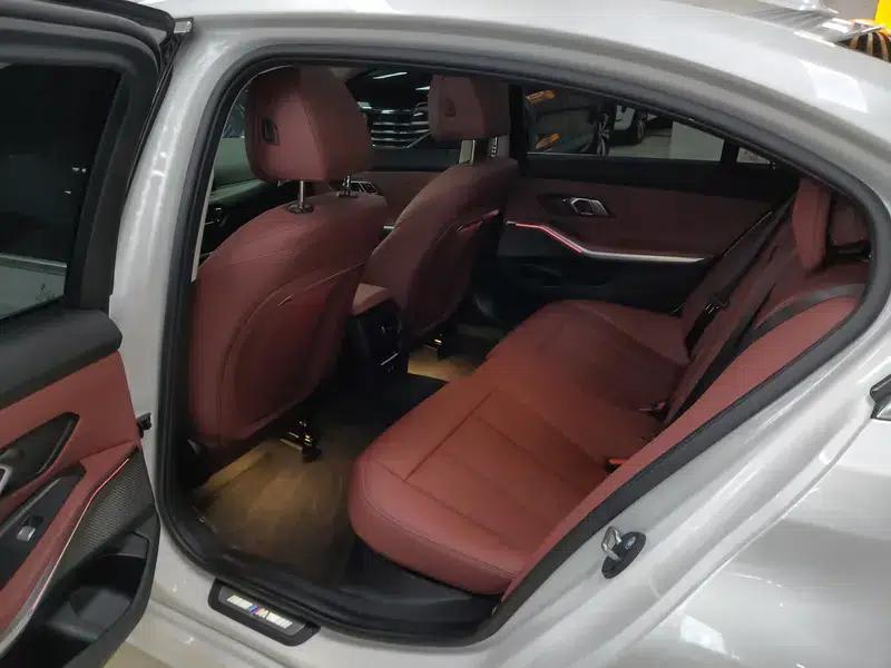 2025 BMW 3 Series 325i M Sport Package — миниатюра 9