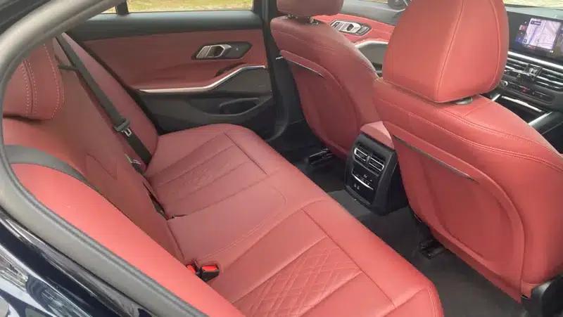 2023 BMW 3 Series 330i M Sport Shadow Edition — миниатюра 12