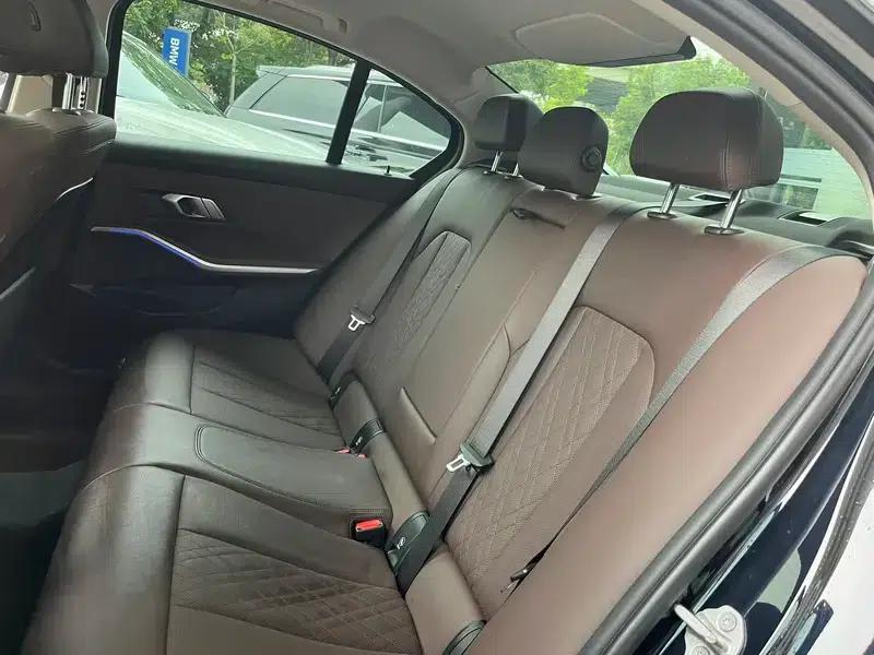 2022 BMW 3 Series 325i M Sport Package — миниатюра 16