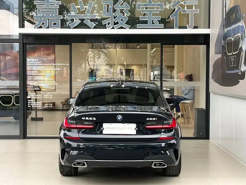 2022 BMW 3 Series 325i M Sport Package — миниатюра 4