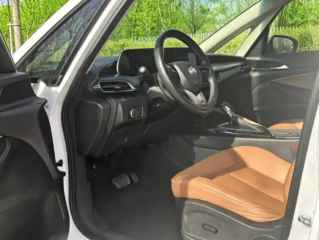 Buick GL6 2021 323T Mild Hybrid Connected Luxury Edition — миниатюра 8