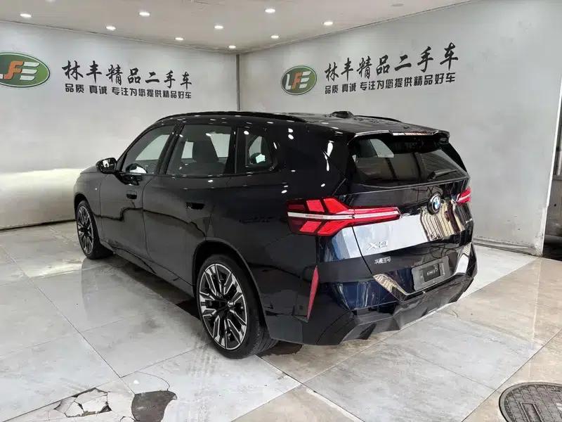 BMW X3 2026 xDrive30L Luxury M Sport Shadow Edition — миниатюра 5