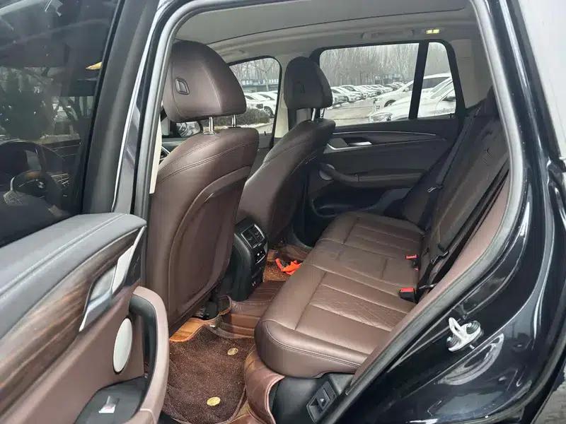 BMW X3 2023 xDrive30i Leading Edition M Sport Package — миниатюра 12