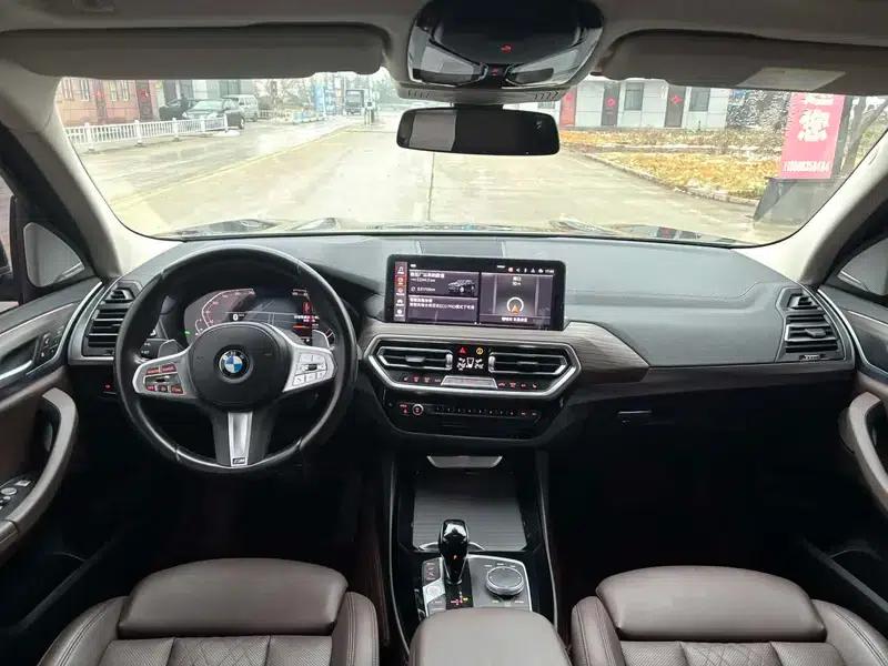 BMW X3 2023 xDrive30i Leading Edition M Sport Package — миниатюра 9