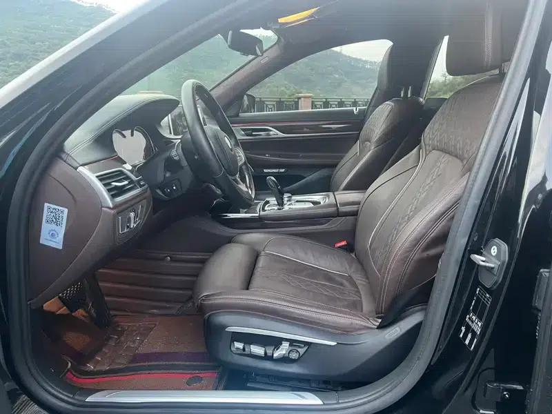 2016 BMW 7 Series 740Li Luxury — миниатюра 15