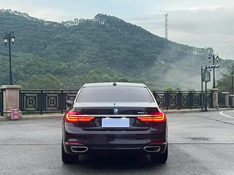 2016 BMW 7 Series 740Li Luxury — миниатюра 6