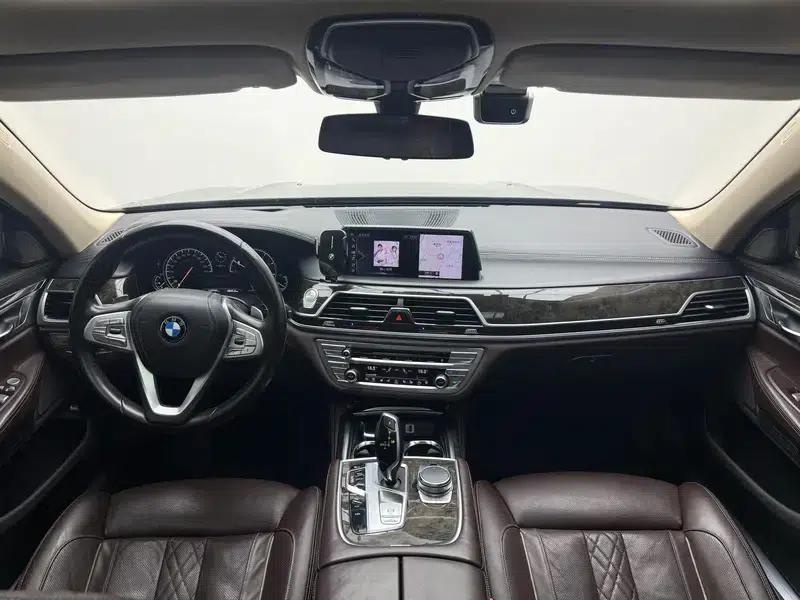 2016 BMW 7 Series 740Li Leading Edition — миниатюра 14
