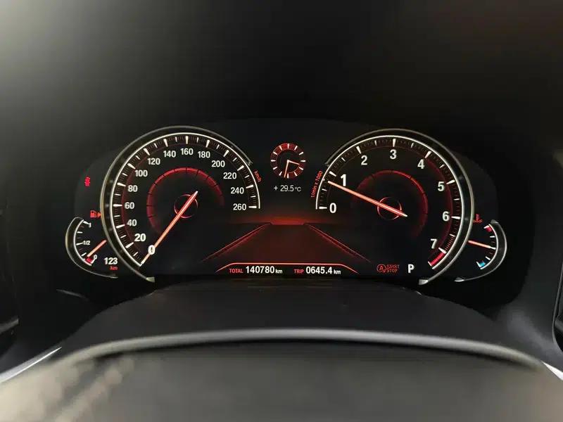 2016 BMW 7 Series 740Li Leading Edition — миниатюра 15
