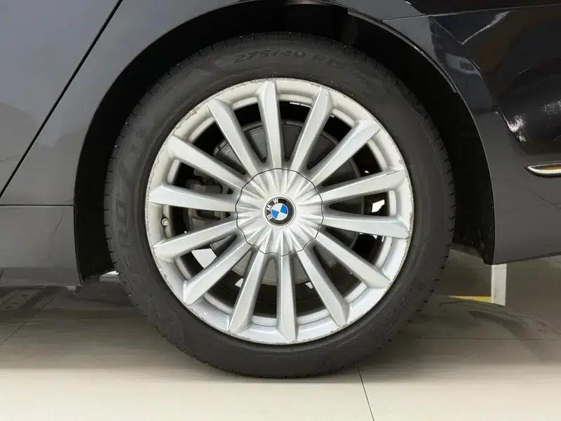 2016 BMW 7 Series 740Li Leading Edition — миниатюра 9