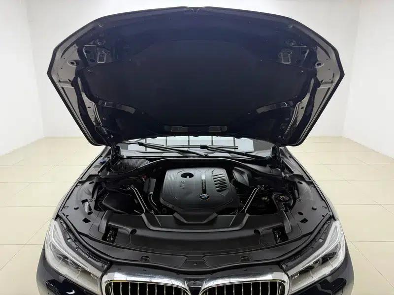 2016 BMW 7 Series 740Li Leading Edition — миниатюра 10