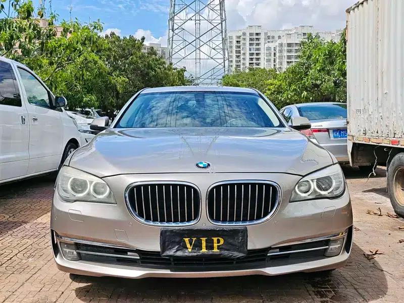 BMW 7 Series 2014 730Li Luxury Edition — миниатюра 2