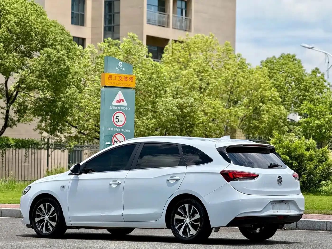 Buick Verano 2019 18T Automatic Connected Flagship Model (National V Emission Standard) — миниатюра 7