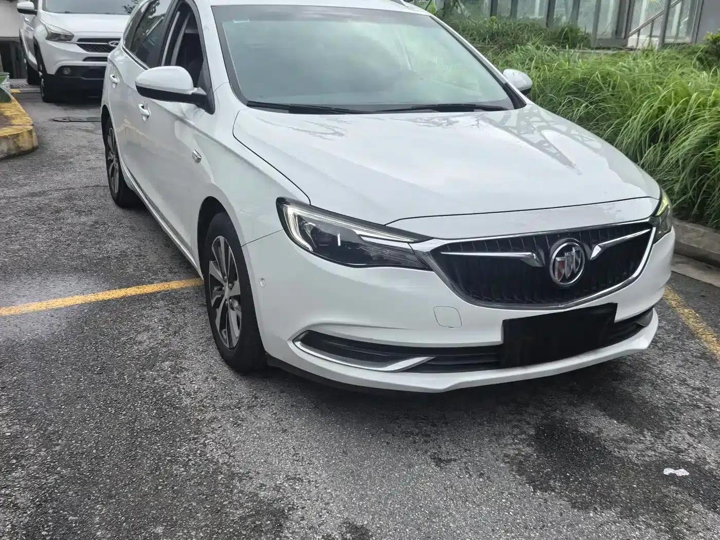 Buick Verano 2018 18T Automatic Elite — миниатюра 1