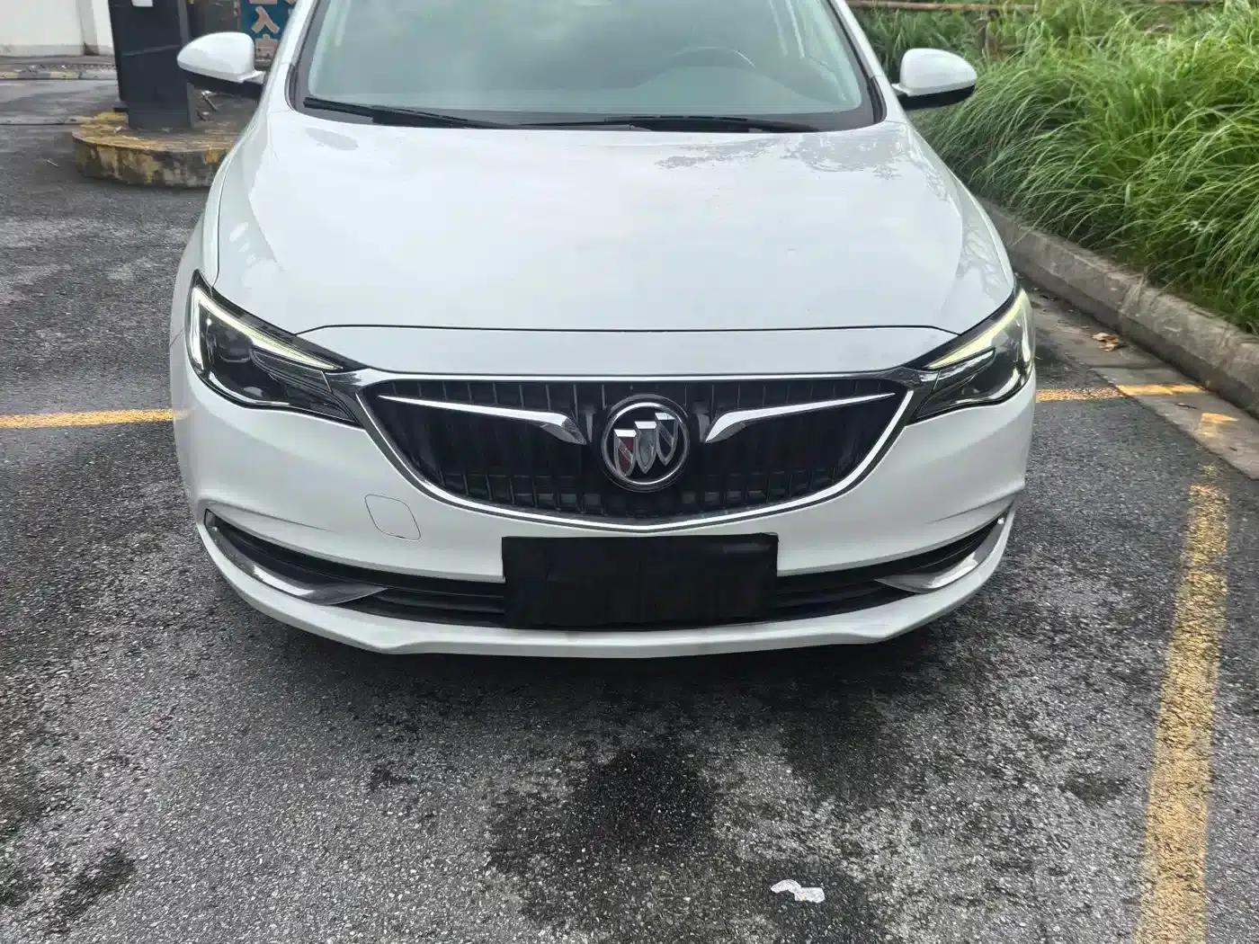 Buick Verano 2018 18T Automatic Elite — миниатюра 2