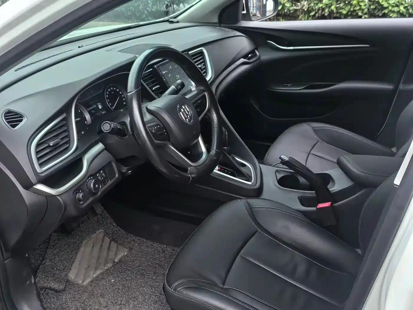 Buick Verano 2018 18T Automatic Elite — миниатюра 7