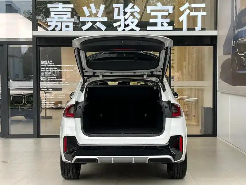 BMW X1 2023 sDrive25Li M Sport Package — миниатюра 14