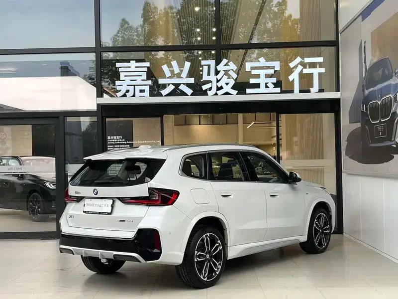 BMW X1 2023 sDrive25Li M Sport Package — миниатюра 5