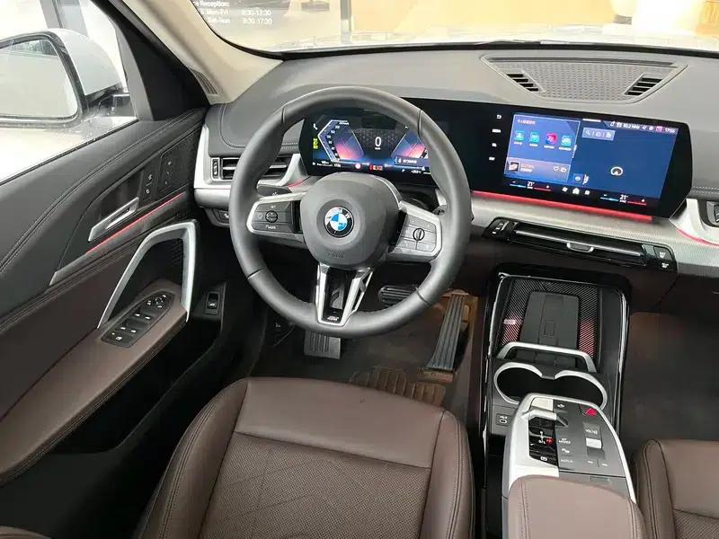 BMW X1 2023 sDrive25Li M Sport Package — миниатюра 9