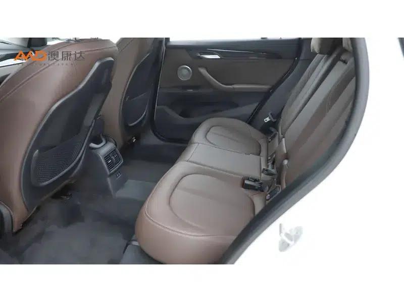 BMW X1 2022 sDrive25Li Leading Edition — миниатюра 8