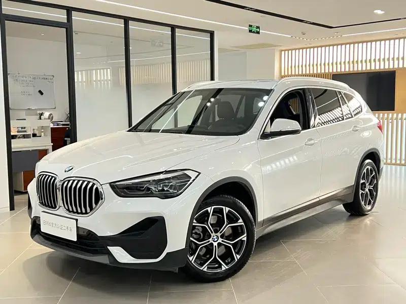 BMW X1 2022 sDrive25Li Leading Edition — миниатюра 1