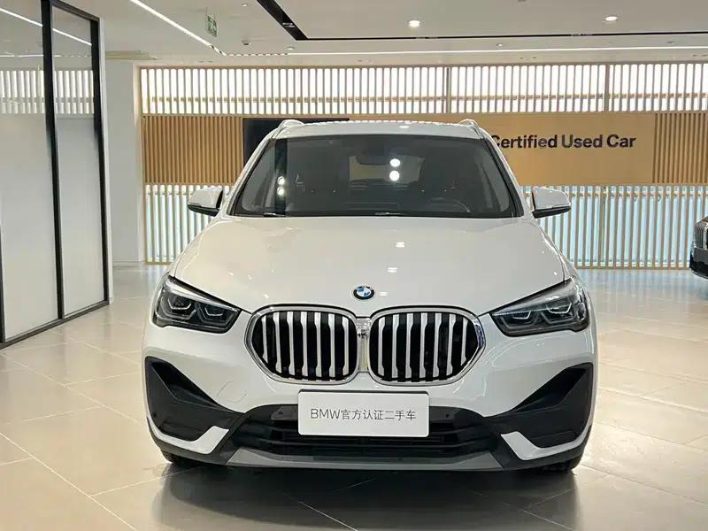 BMW X1 2022 sDrive25Li Leading Edition — миниатюра 2