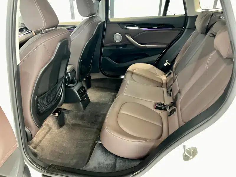 BMW X1 2022 sDrive25Li Leading Edition — миниатюра 17