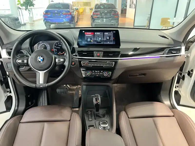 BMW X1 2022 sDrive25Li Leading Edition — миниатюра 10