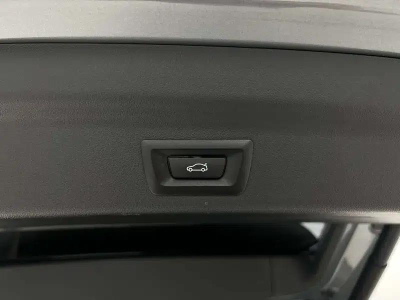2023 BMW X1 sDrive20Li X Design Package — миниатюра 14