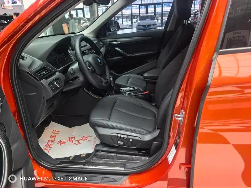 BMW X1 2018 sDrive18Li Fashion Edition — миниатюра 8