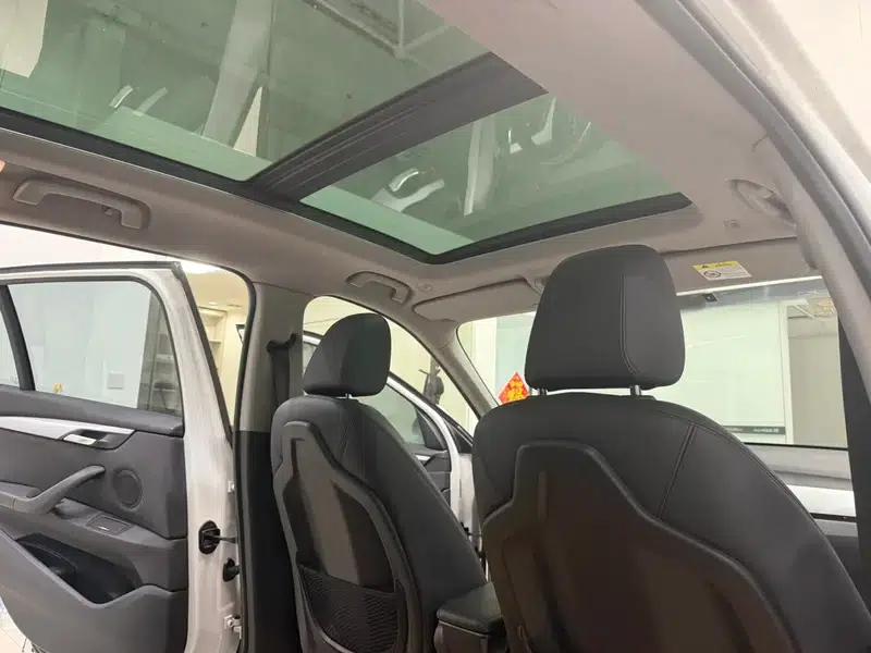 BMW X1 2019 sDrive18Li Fashion Edition — миниатюра 12