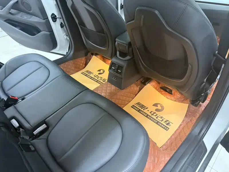 BMW X1 2019 sDrive18Li Fashion Edition — миниатюра 7