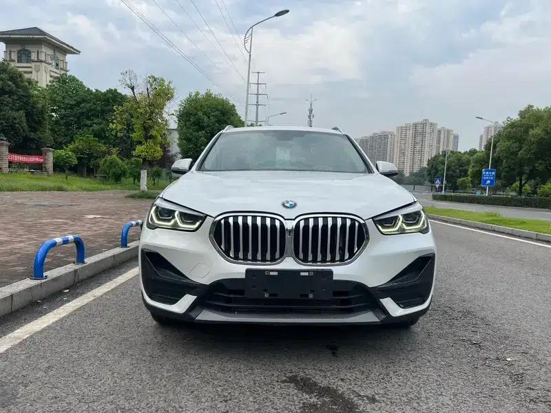 BMW X1 2021 Facelift sDrive25Li Leading Edition — миниатюра 2