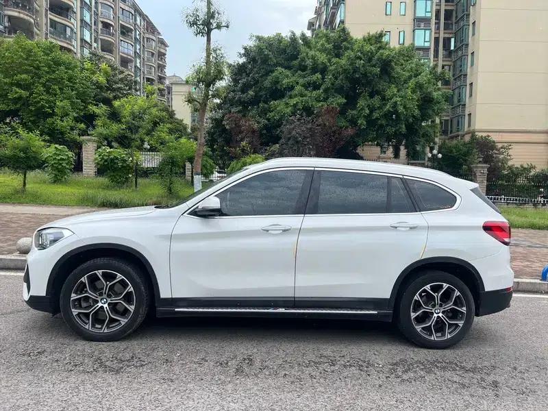 BMW X1 2021 Facelift sDrive25Li Leading Edition — миниатюра 4