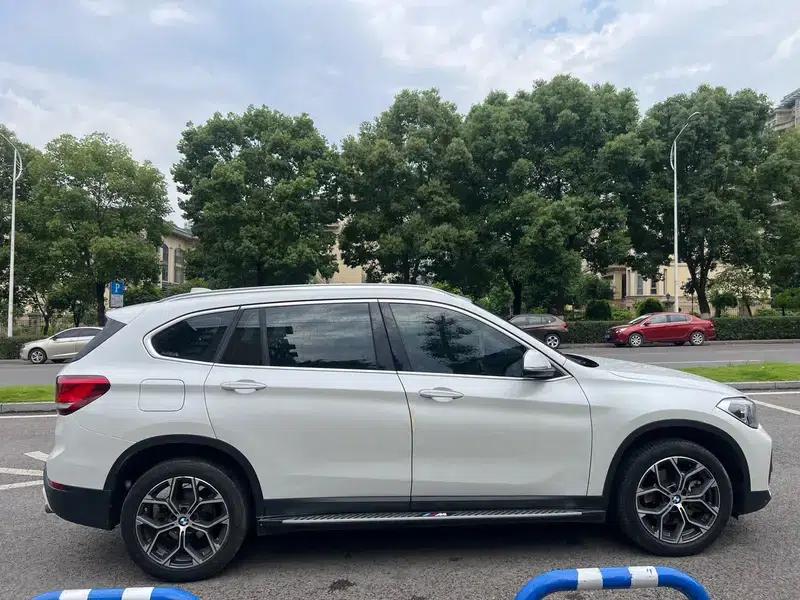 BMW X1 2021 Facelift sDrive25Li Leading Edition — миниатюра 8