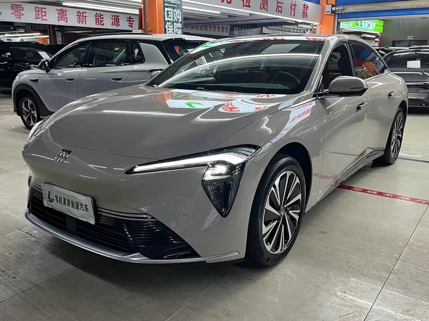 Buick L7 Luxury Edition 2025 — миниатюра 1