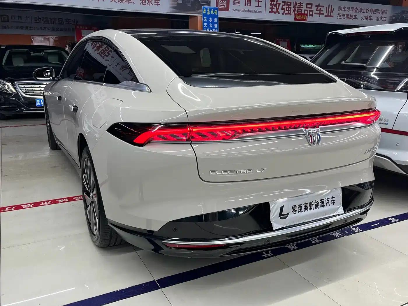 Buick L7 Luxury Edition 2025 — миниатюра 4