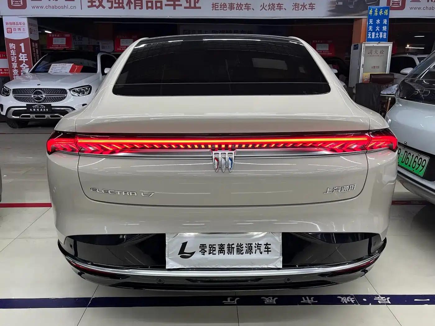 Buick L7 Luxury Edition 2025 — миниатюра 5