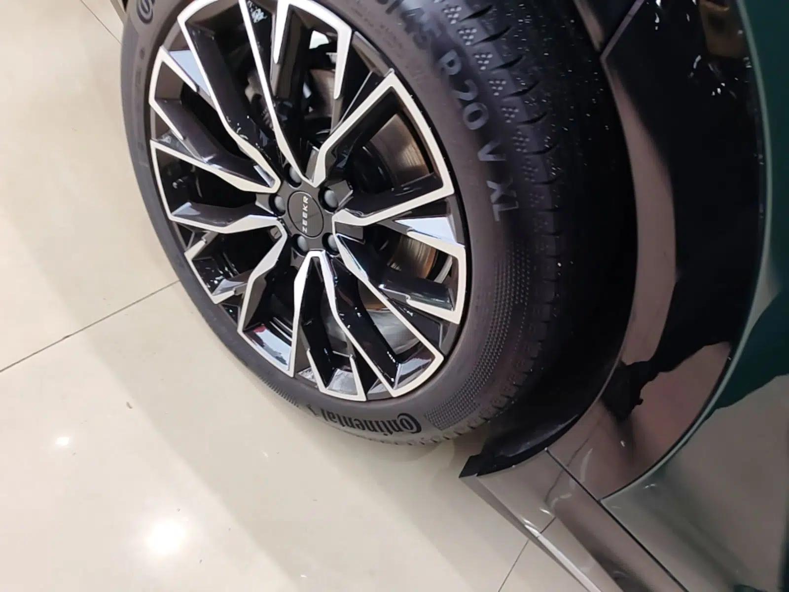 Zeekr 7X 2025 100 kWh Long-Range Rear-Wheel Drive with Intelligent Driving Features — миниатюра 11