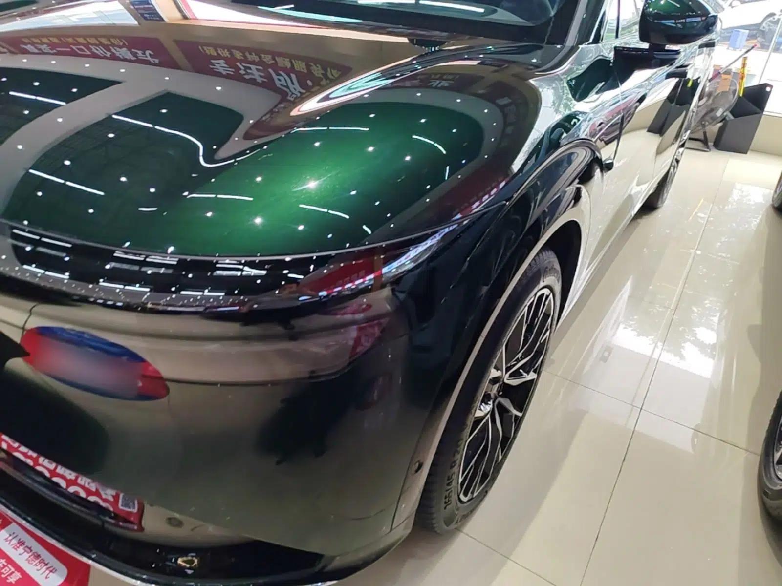 Zeekr 7X 2025 100 kWh Long-Range Rear-Wheel Drive with Intelligent Driving Features — миниатюра 8