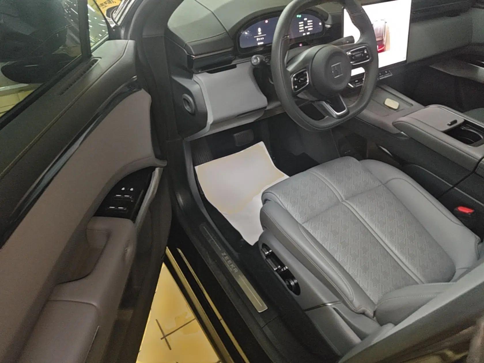 Zeekr 7X 2025 100 kWh Long-Range Rear-Wheel Drive with Intelligent Driving Features — миниатюра 18