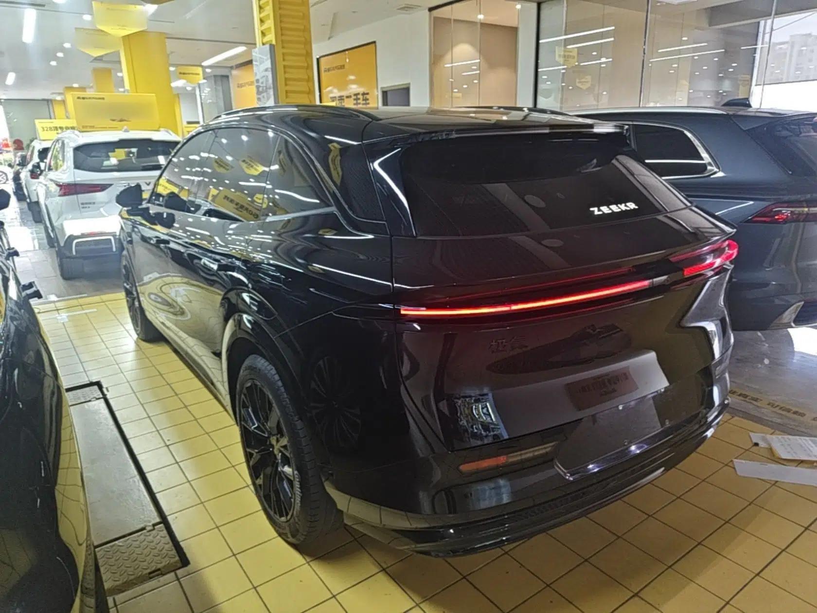 Zeekr 7X 2025 100 kWh Long-Range Rear-Wheel Drive with Intelligent Driving Features — миниатюра 8