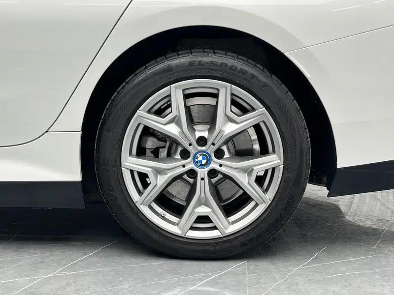 BMW i3 2023 eDrive35L — миниатюра 9
