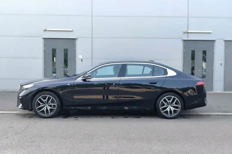 BMW i5 2025 facelift eDrive35L M Sport Package — миниатюра 3