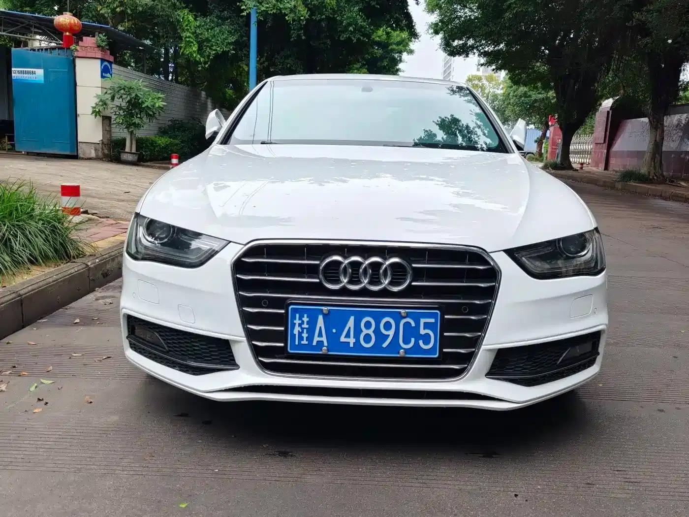 Audi A4L 2016 35 TFSI Classic Edition S line Comfort — миниатюра 2
