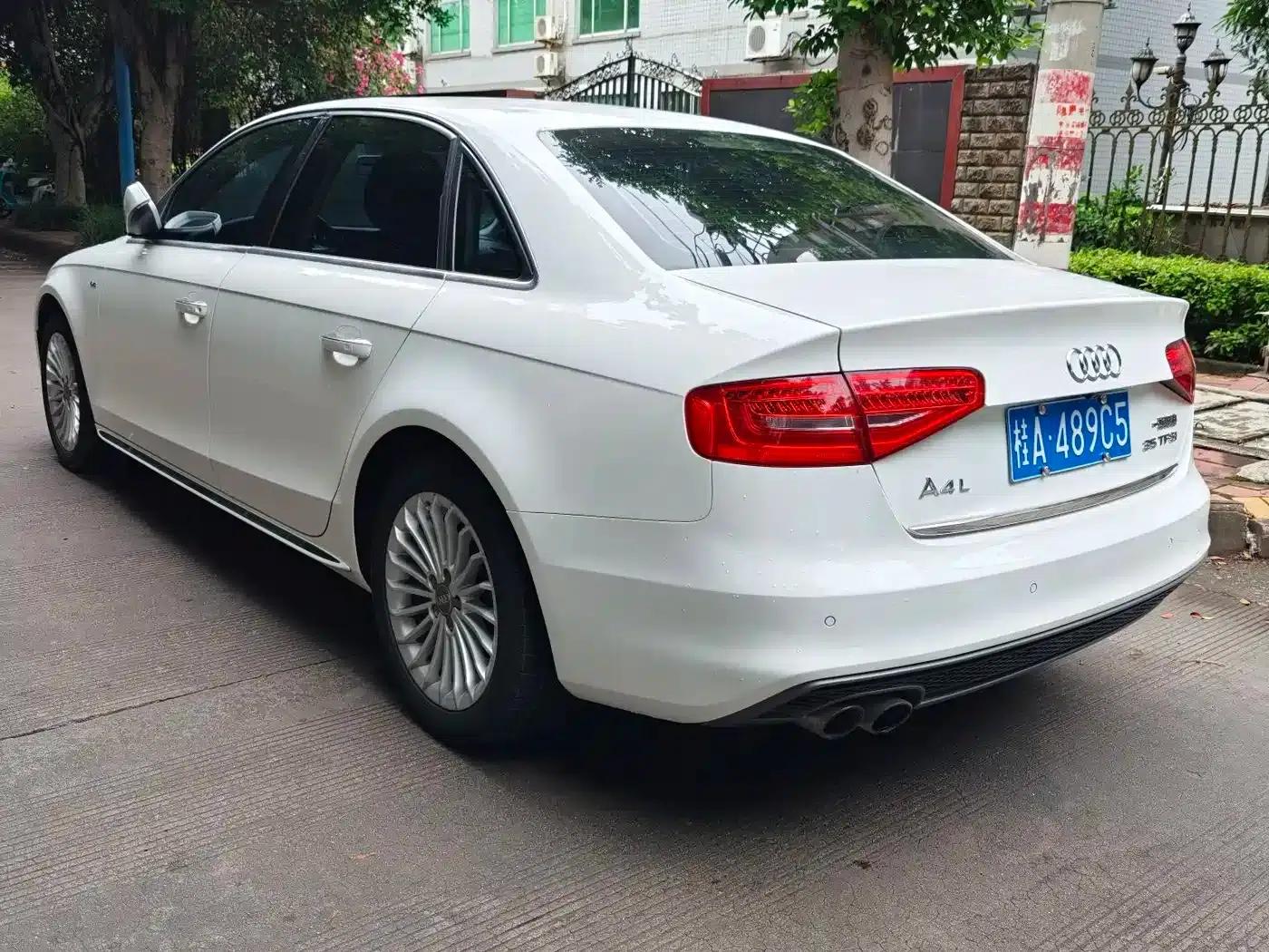 Audi A4L 2016 35 TFSI Classic Edition S line Comfort — миниатюра 7