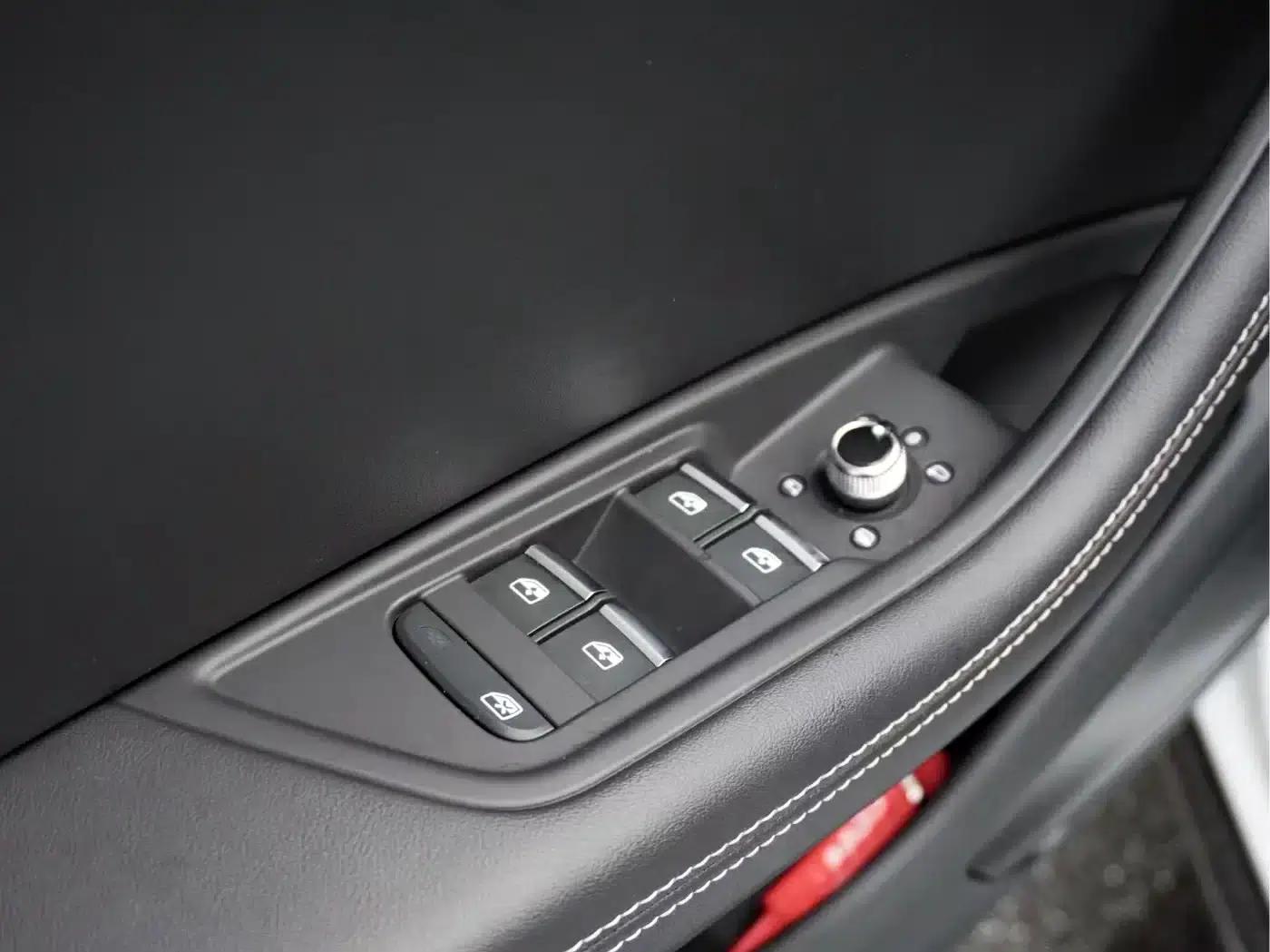 Audi A4L 2023 40 TFSI Luxury Dynamic — миниатюра 22