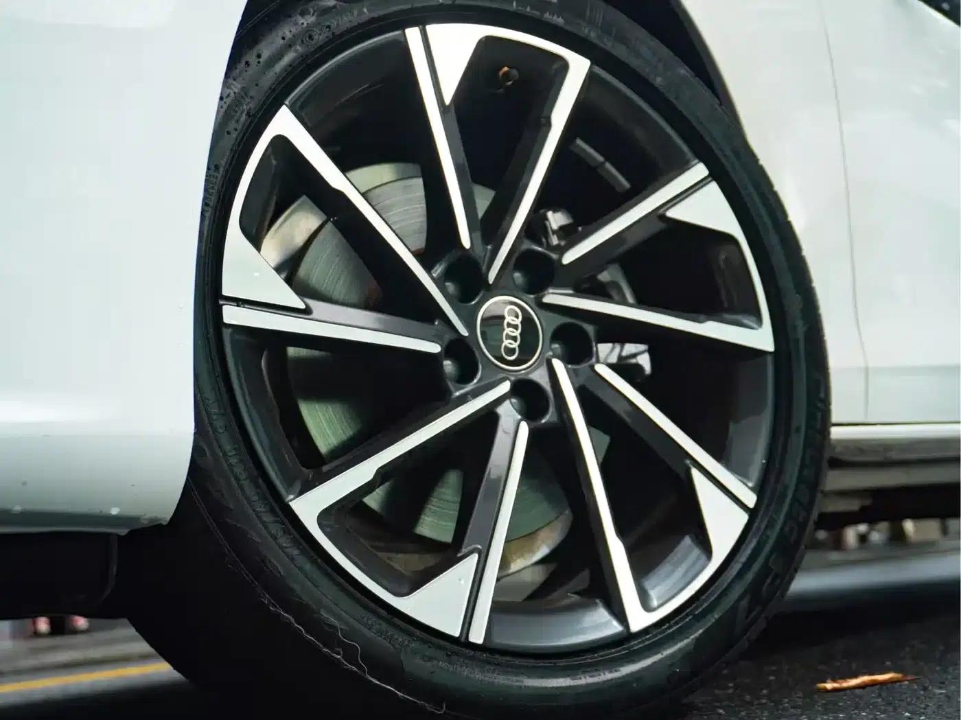Audi A4L 2023 40 TFSI Luxury Dynamic — миниатюра 8