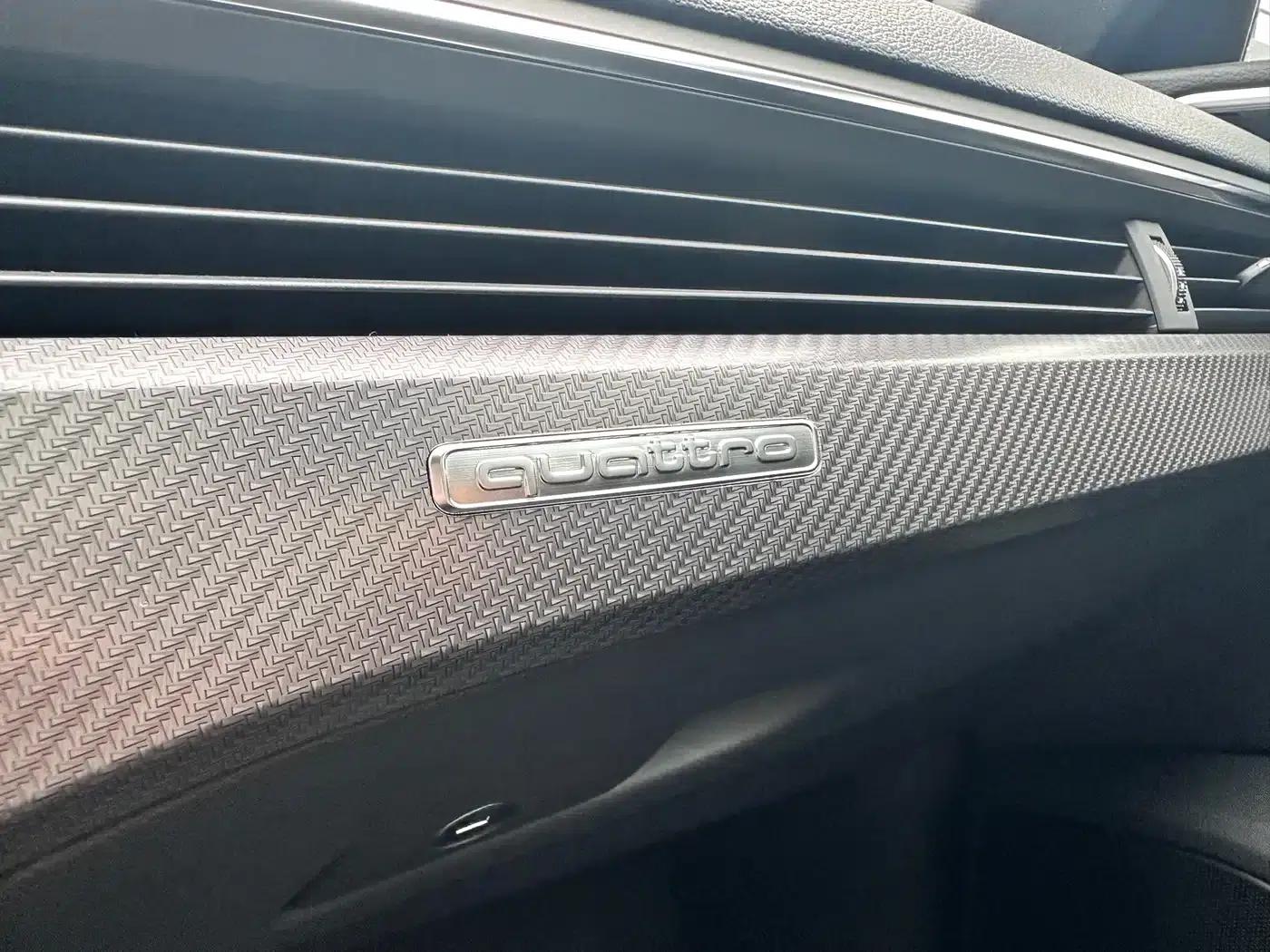 2024 Audi A4L 40 TFSI quattro RS Package (Sports Edition) — миниатюра 16
