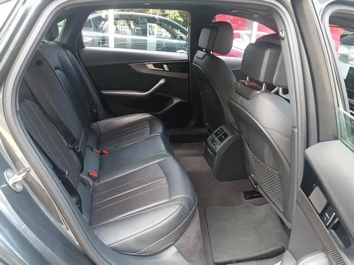 2024 Audi A4L 40 TFSI quattro RS Package (Sports Edition) — миниатюра 12